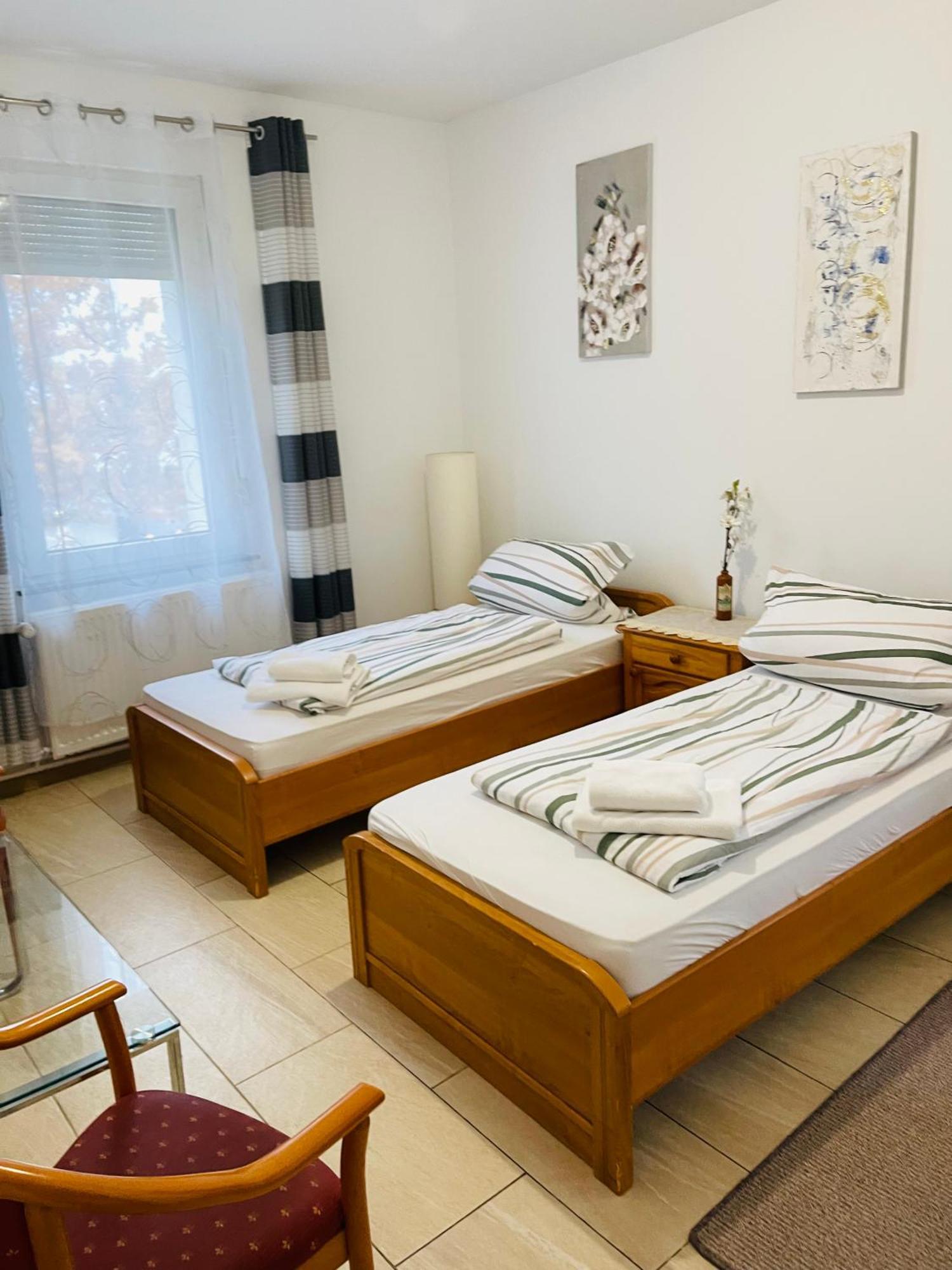 Hotel Shelby Apartments Ґарбзен Екстер'єр фото