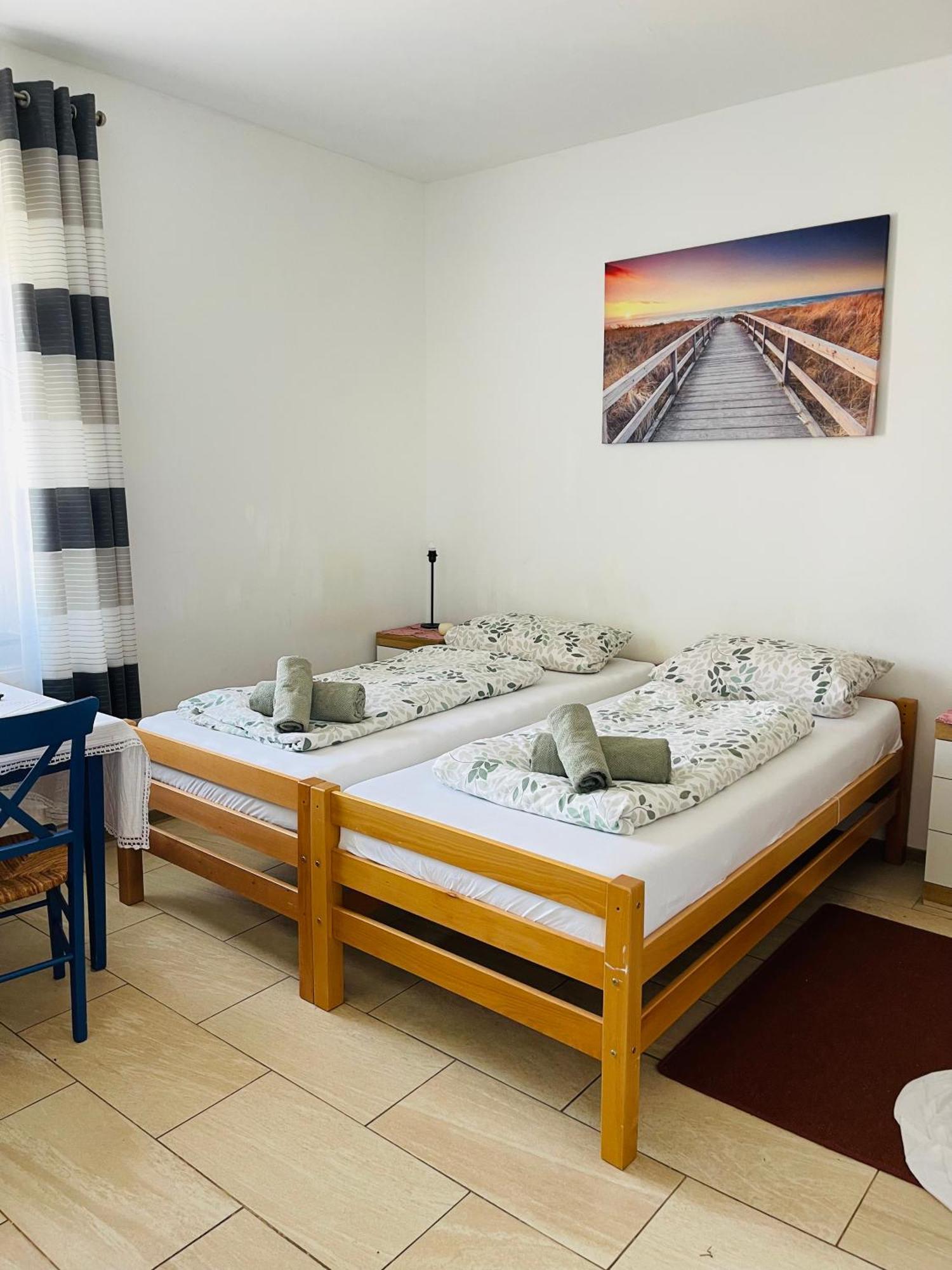 Hotel Shelby Apartments Ґарбзен Екстер'єр фото